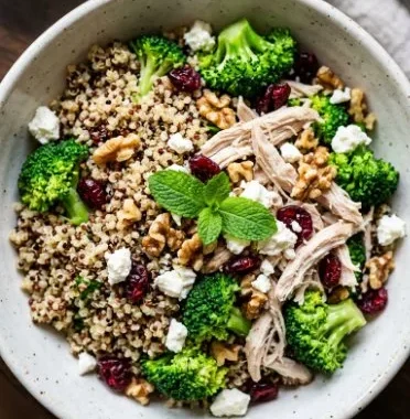 25-Minute Quinoa Broccoli Chicken Power Salad with vibrant ingredients