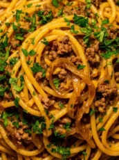 Garlic Butter Beef Pasta